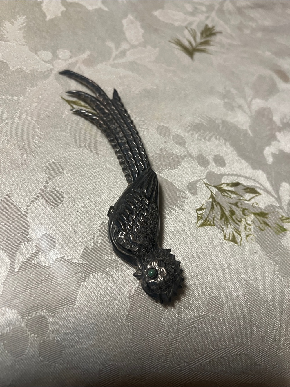 Vintage Silver-Tone Parrot Hair Clip with Green Accent